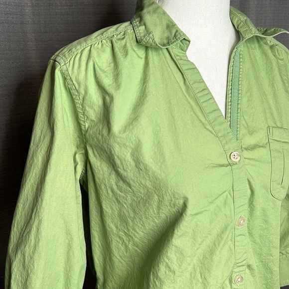 EDDIE BAUER MEDIUM GREEN BUTTON FRONT SHIRT - Picture 2 of 8